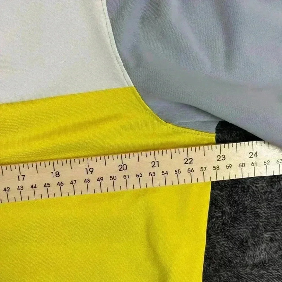 Nike Golf Dri-Fit Mickey Mouse Disney Parks Men's Polo Sz L Striped Yellow Gray - Picture 7 of 11